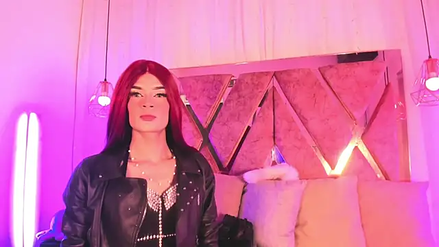 atenea taylor  online show from December 2025 02:51:02 AM