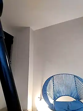 Snapshot of Little__Danni1 chatting on November 2025 11:59:01 PM Little Danni1 online show from November 2025 11:59:01 PM