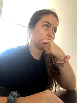 Snapshot of Little__Danni1 chatting on December 2025 08:47:01 PM Little Danni1 online show from December 2025 08:47:01 PM