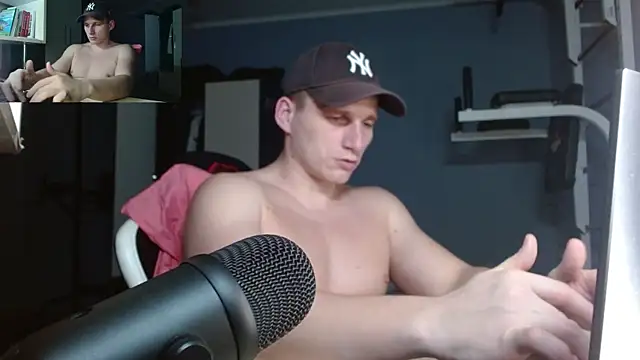 Poliglotjoe1 online show from December 2025 12:50:02 AM