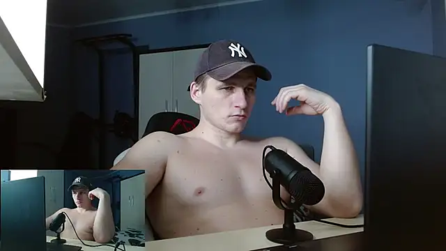 Poliglotjoe1 online show from January 2026 11:52:02 PM