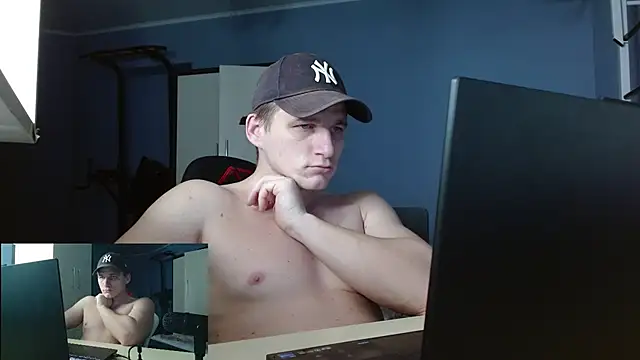 Snapshot of Poliglotjoe1 chatting on January 2026 08:56:02 PM Poliglotjoe1 online show from January 2026 08:56:02 PM