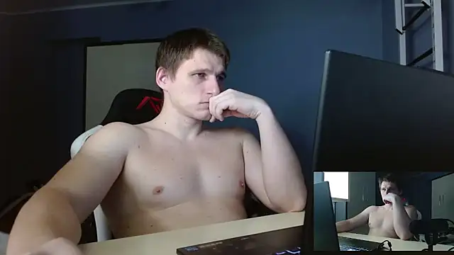 Snapshot of Poliglotjoe1 chatting on February 2026 11:44:01 PM Poliglotjoe1 online show from February 2026 11:44:01 PM