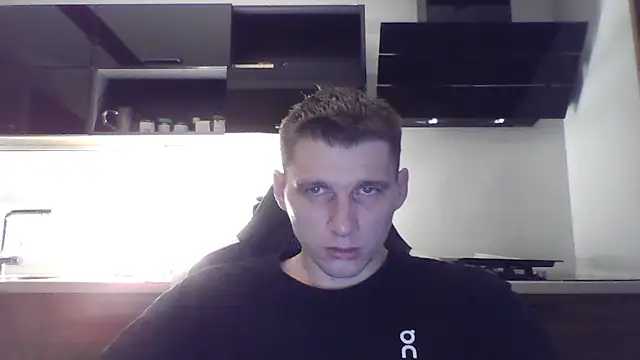 Snapshot of Poliglotjoe1 chatting on February 2026 04:45:01 AM Poliglotjoe1 online show from February 2026 04:45:01 AM