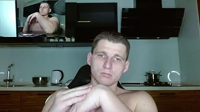 Snapshot of Poliglotjoe1 chatting on February 2026 04:51:02 PM Poliglotjoe1 online show from February 2026 04:51:02 PM