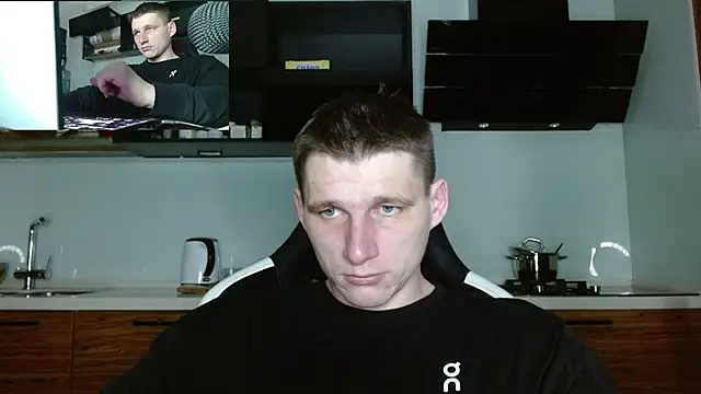 Snapshot of Poliglotjoe1 chatting on March 2026 04:25:02 AM Poliglotjoe1 online show from March 2026 04:25:02 AM