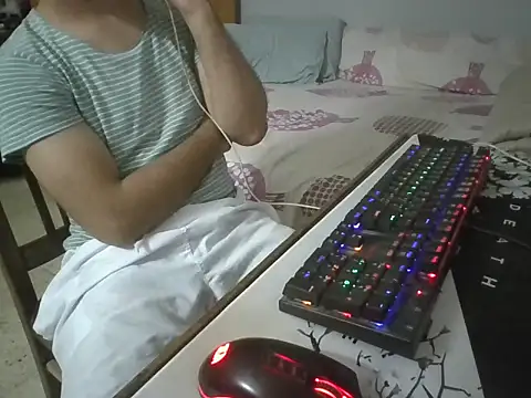 Snapshot of caiomurdock chatting on November 2025 01:15:02 AM caiomurdock online show from November 2025 01:15:02 AM