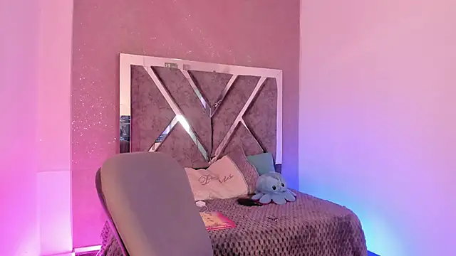 Snapshot of frany_wolf_ chatting on December 2025 04:42:02 AM frany wolf online show from December 2025 04:42:02 AM