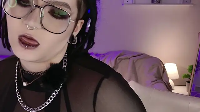 olonho estel online show from April 2026 11:40:02 PM