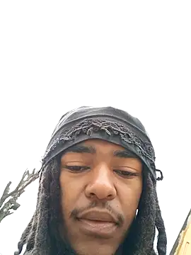 Snapshot of Eezxxx chatting on December 2025 05:28:01 AM Eezxxx online show from December 2025 05:28:01 AM