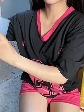 XndSeraphina online show from February 2026 10:36:02 AM