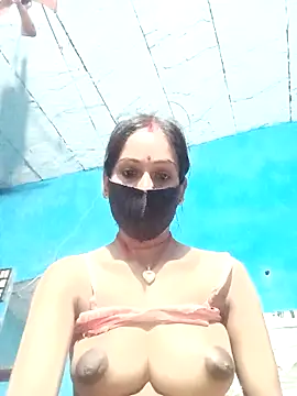 Nandani-758 online show from April 2026 11:37:02 PM