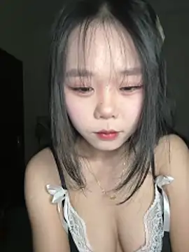 Snapshot of Kiee-lee chatting on February 2026 04:49:01 PM Kiee-lee online show from February 2026 04:49:01 PM