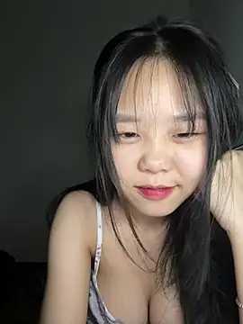 Snapshot of Kiee-lee chatting on February 2026 06:33:02 PM Kiee-lee online show from February 2026 06:33:02 PM