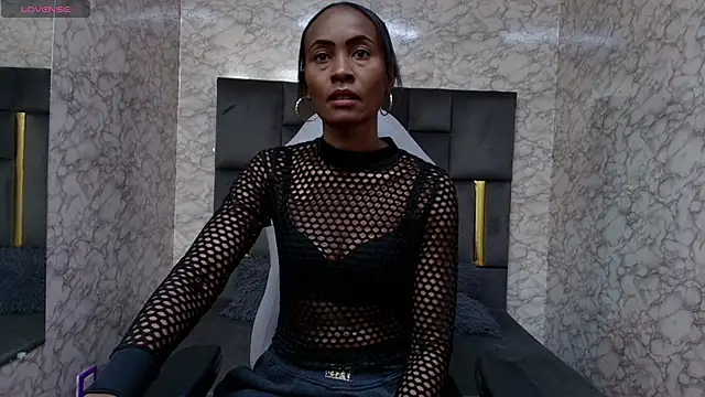 Miss Shabrall23 online show from November 2025 04:07:02 PM