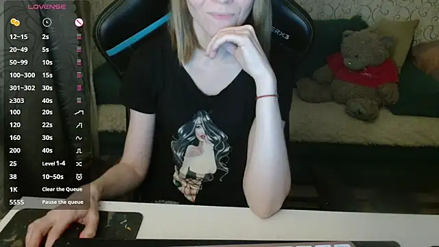 Snapshot of __Katherine___ chatting on December 2025 03:21:01 PM Katherine online show from December 2025 03:21:01 PM