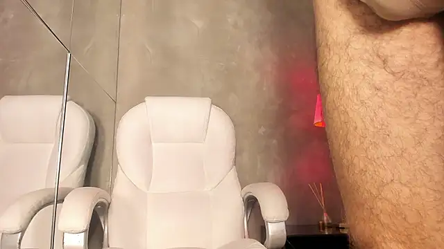 Emir Ozan  online show from February 2026 08:09:02 PM