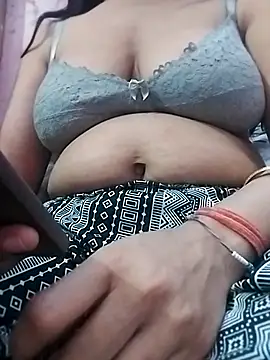 Priya Sharma04 online show from March 2026 08:36:01 PM