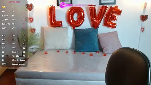 Juliana  lx online show from February 2026 01:51:02 PM