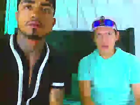 Snapshot of Hot_Latino_x chatting on November 2025 01:00:02 PM Hot Latino x online show from November 2025 01:00:02 PM