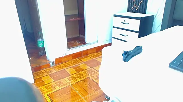 Snapshot of Hot_Latino_x chatting on January 2026 08:12:01 PM Hot Latino x online show from January 2026 08:12:01 PM