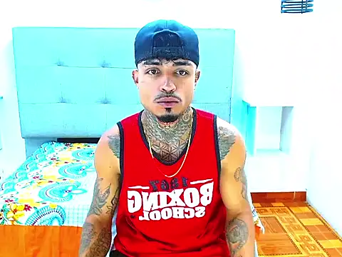 Snapshot of Hot_Latino_x chatting on February 2026 12:44:02 PM Hot Latino x online show from February 2026 12:44:02 PM