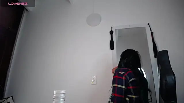 Snapshot of LunaAponte chatting on February 2026 03:22:02 AM LunaAponte online show from February 2026 03:22:02 AM