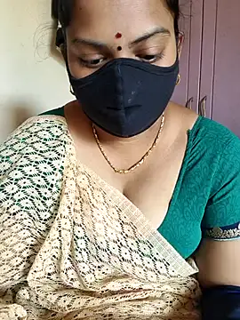 Snapshot of Paru_Tamil_Ponnu chatting on November 2025 06:14:02 AM Paru Tamil Ponnu online show from November 2025 06:14:02 AM