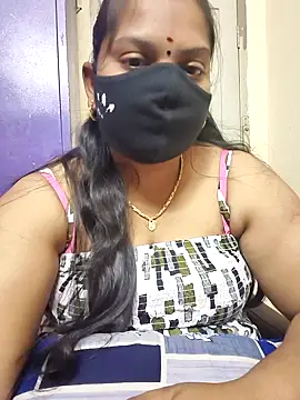 Snapshot of Paru_Tamil_Ponnu chatting on November 2025 05:54:01 AM Paru Tamil Ponnu online show from November 2025 05:54:01 AM