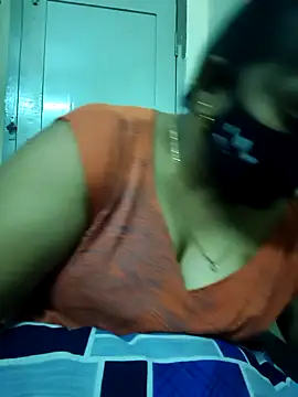 Snapshot of Paru_Tamil_Ponnu chatting on November 2025 06:33:02 PM Paru Tamil Ponnu online show from November 2025 06:33:02 PM