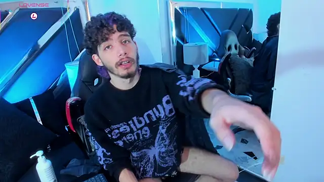 Snapshot of JojoBraando chatting on December 2025 11:42:01 PM JojoBraando online show from December 2025 11:42:01 PM