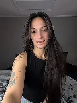 Snapshot of LexiLuxi chatting on December 2025 08:59:02 PM LexiLuxi online show from December 2025 08:59:02 PM