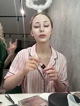 GraceSecrettt online show from February 2026 04:54:01 PM