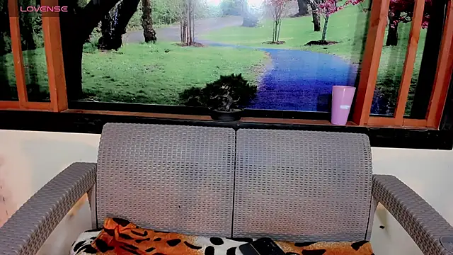 Snapshot of britanny_noroeste chatting on July 2026 03:22:01 AM britanny noroeste online show from July 2026 03:22:01 AM