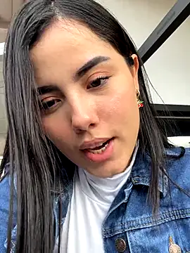 Snapshot of Marilyn_Monrou chatting on December 2025 08:13:02 PM Marilyn Monrou online show from December 2025 08:13:02 PM