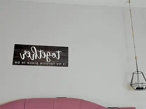 Snapshot of kylie1_ls chatting on November 2025 01:16:01 AM kylie1 ls online show from November 2025 01:16:01 AM