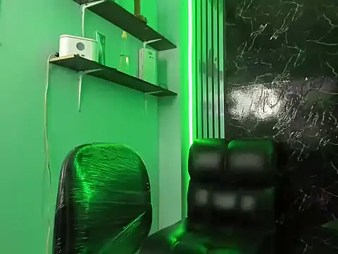 Snapshot of Chantal_sex22 chatting on November 2025 10:58:02 PM Chantal sex22 online show from November 2025 10:58:02 PM