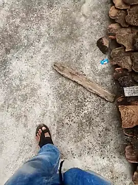 Snapshot of apka_rockstarr chatting on December 2025 03:23:01 AM apka rockstarr online show from December 2025 03:23:01 AM