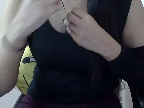 Snapshot of radhika_nar chatting on December 2025 05:02:02 AM radhika nar online show from December 2025 05:02:02 AM