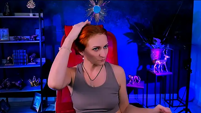 Snapshot of DianaTorrens chatting on December 2025 09:03:02 AM DianaTorrens online show from December 2025 09:03:02 AM