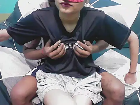 hello baby01 online show from February 2026 05:34:01 PM