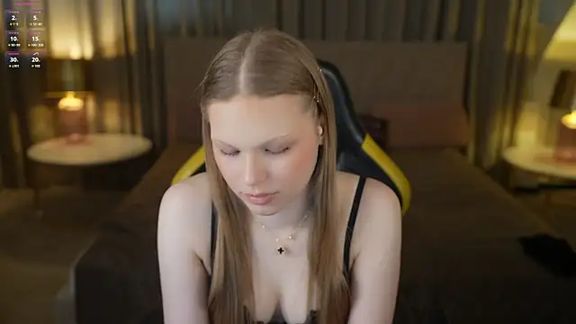 Charlotte Dreams online show from April 2026 04:31:02 PM