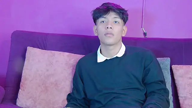 Snapshot of Liam_Sinclair chatting on January 2026 08:13:02 PM Liam Sinclair online show from January 2026 08:13:02 PM