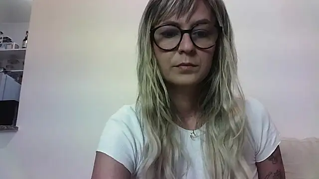 KnotBabe online show from December 2025 01:46:02 AM