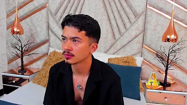 Snapshot of NicolaiKarav chatting on November 2025 11:02:02 AM NicolaiKarav online show from November 2025 11:02:02 AM