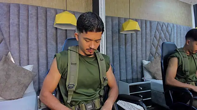 Snapshot of NicolaiKarav chatting on November 2025 11:47:02 AM NicolaiKarav online show from November 2025 11:47:02 AM