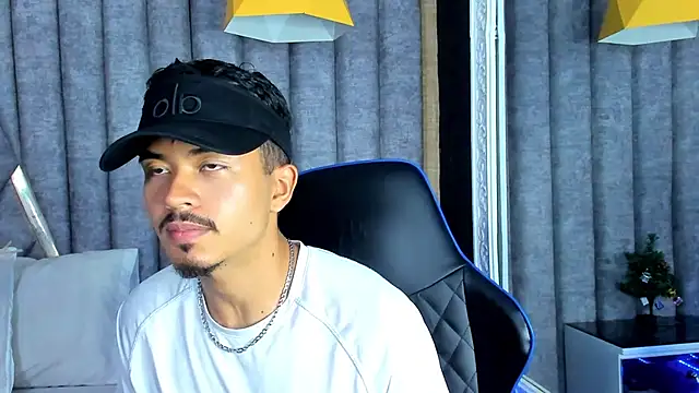 NicolaiKarav online show from January 2026 07:06:01 PM