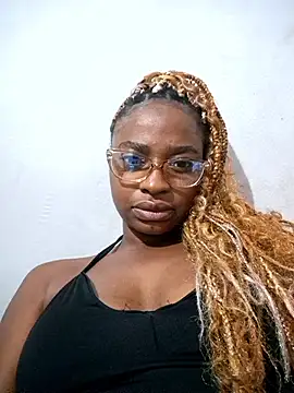 Snapshot of SexypuppyX chatting on November 2025 07:03:01 PM SexypuppyX online show from November 2025 07:03:01 PM