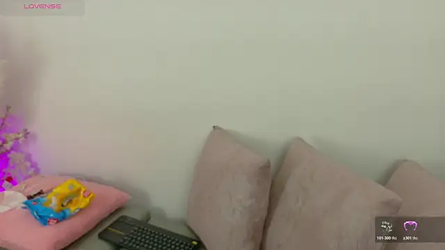 Snapshot of Ambar_Carter chatting on December 2025 03:44:01 AM Ambar Carter online show from December 2025 03:44:01 AM