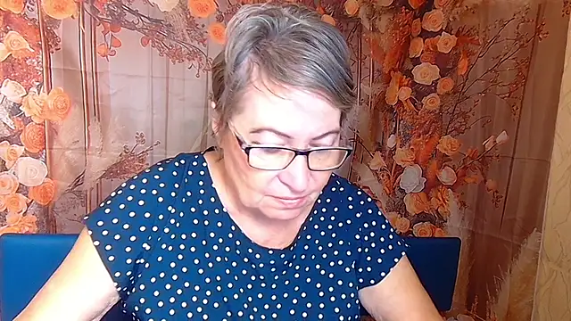 Snapshot of OlgaLuck chatting on December 2025 06:32:01 AM OlgaLuck online show from December 2025 06:32:01 AM